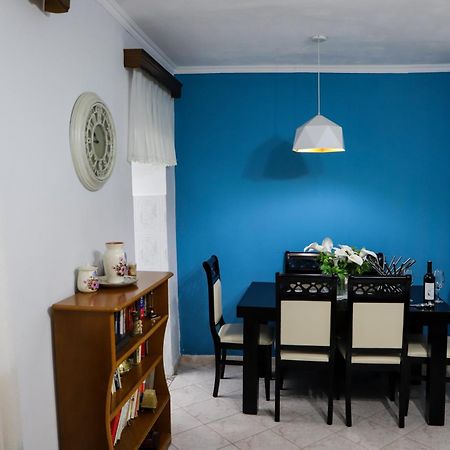 Lola'S Apartament Apartment Берат Екстериор снимка