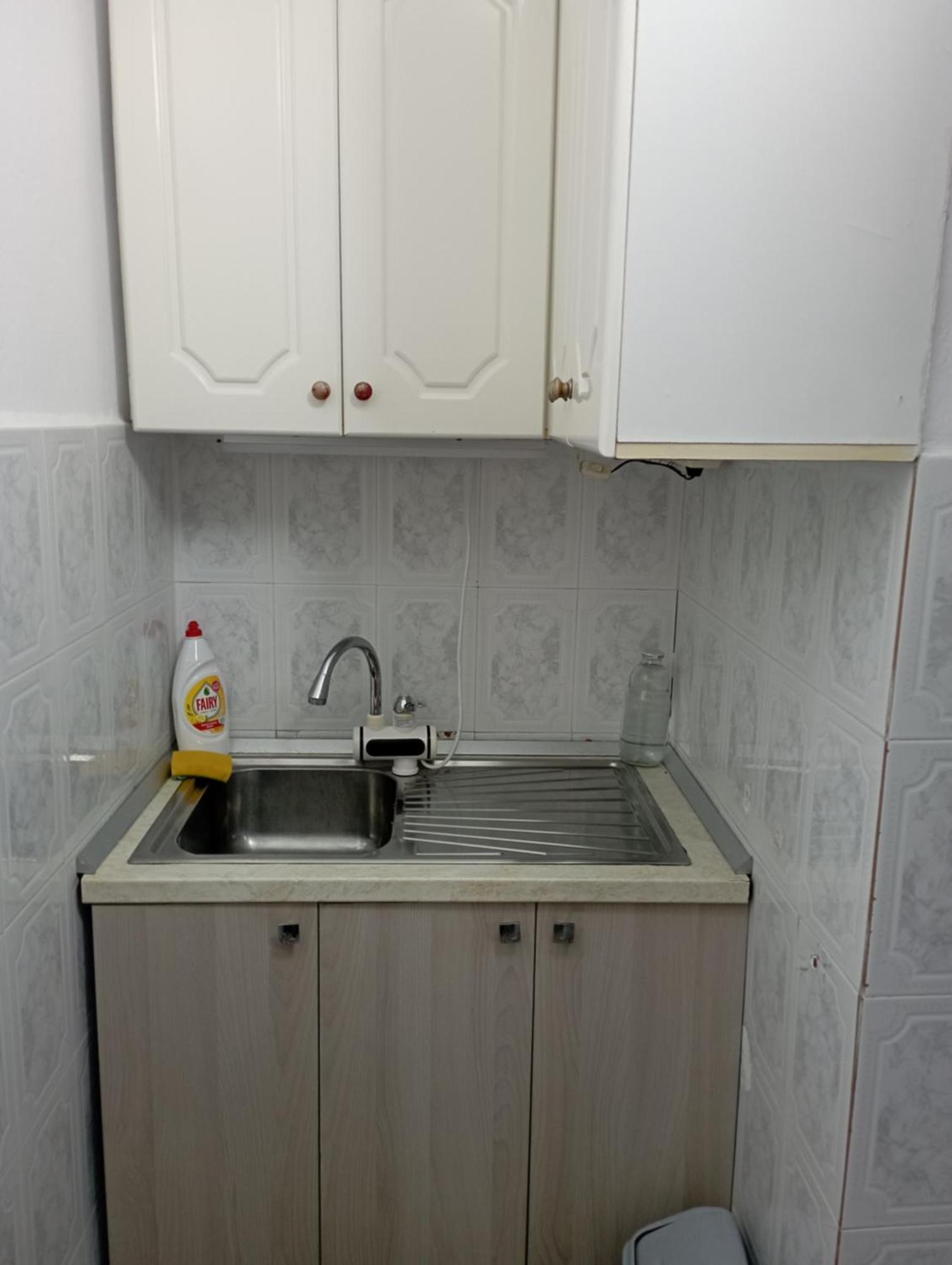 Lola'S Apartament Apartment Берат Екстериор снимка